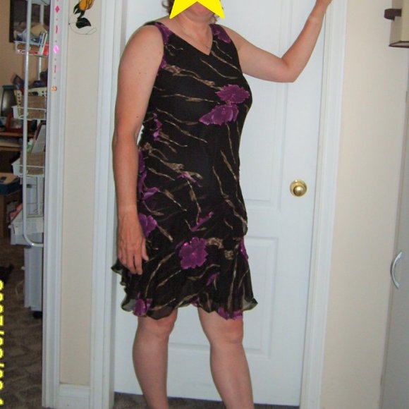 LADIES PARTY DRESS - Picture 1 of 1